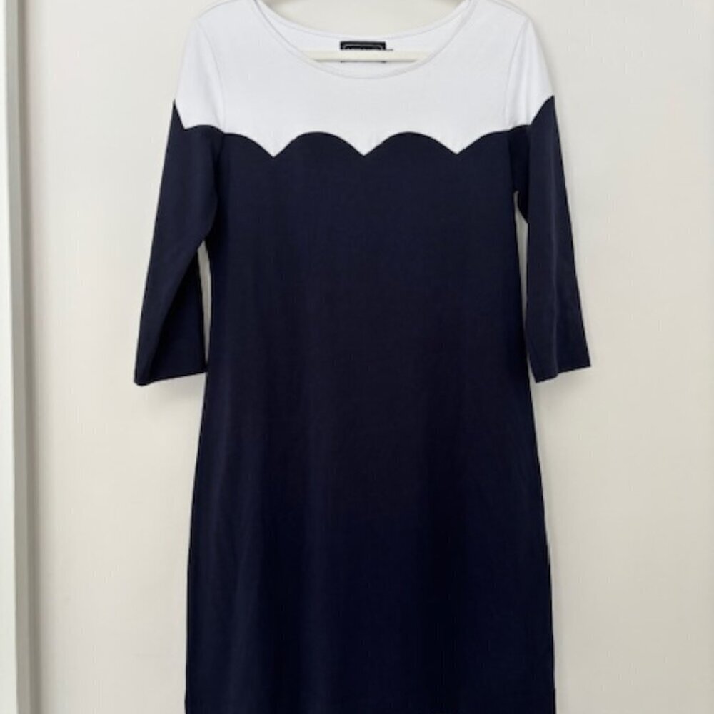 Duffield Lane Scalloped 3/4 Sleeve Cocktail Dress- Size M